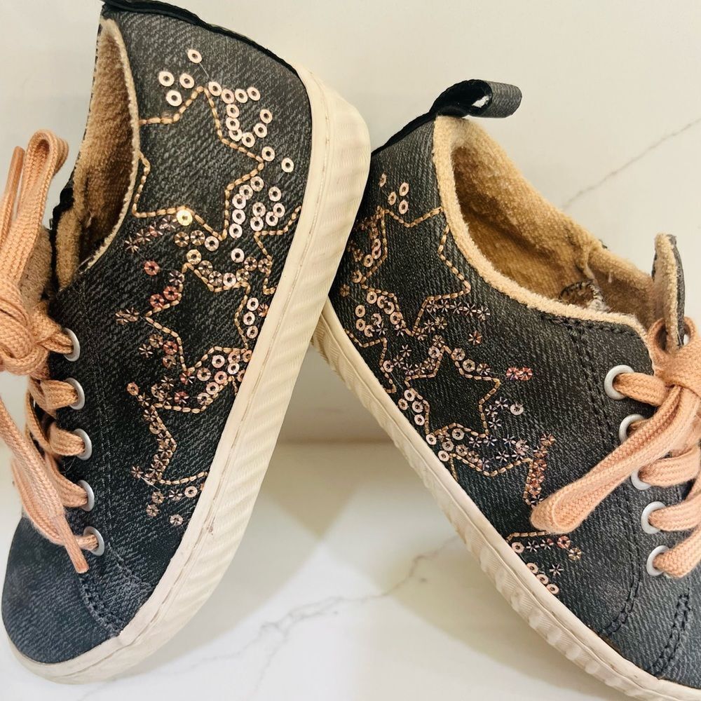 Zara Gray and Pink Sneakers with Reinforced Toe Cap